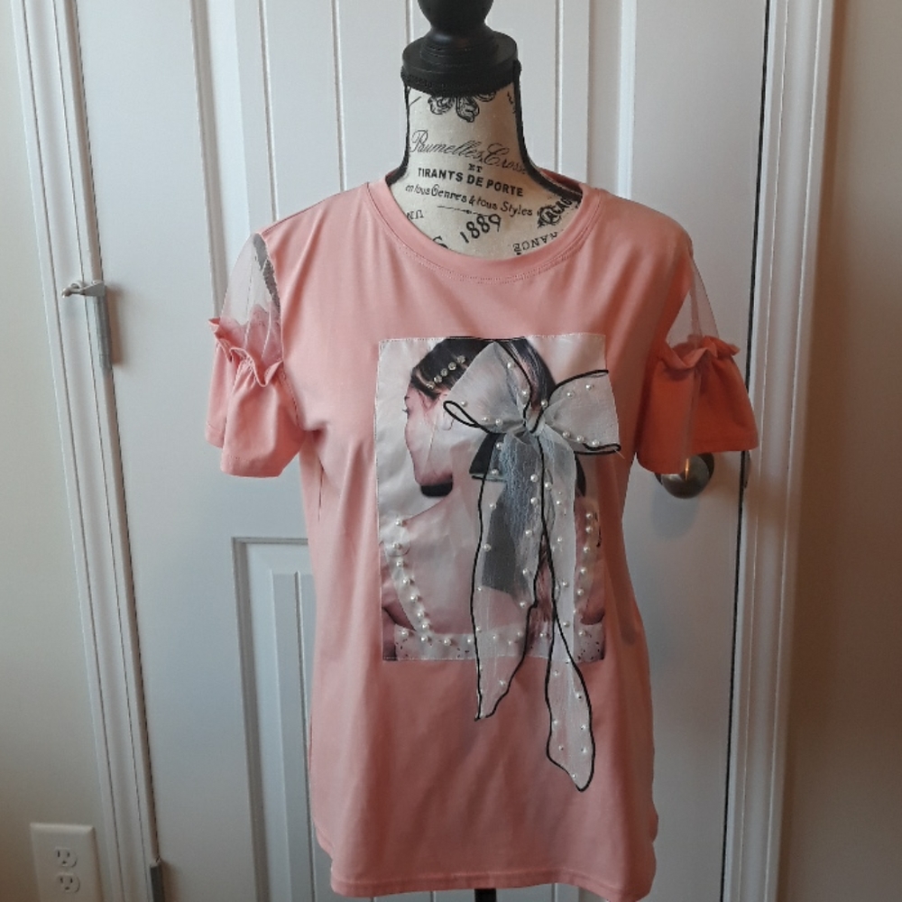 Fashionable dress top
